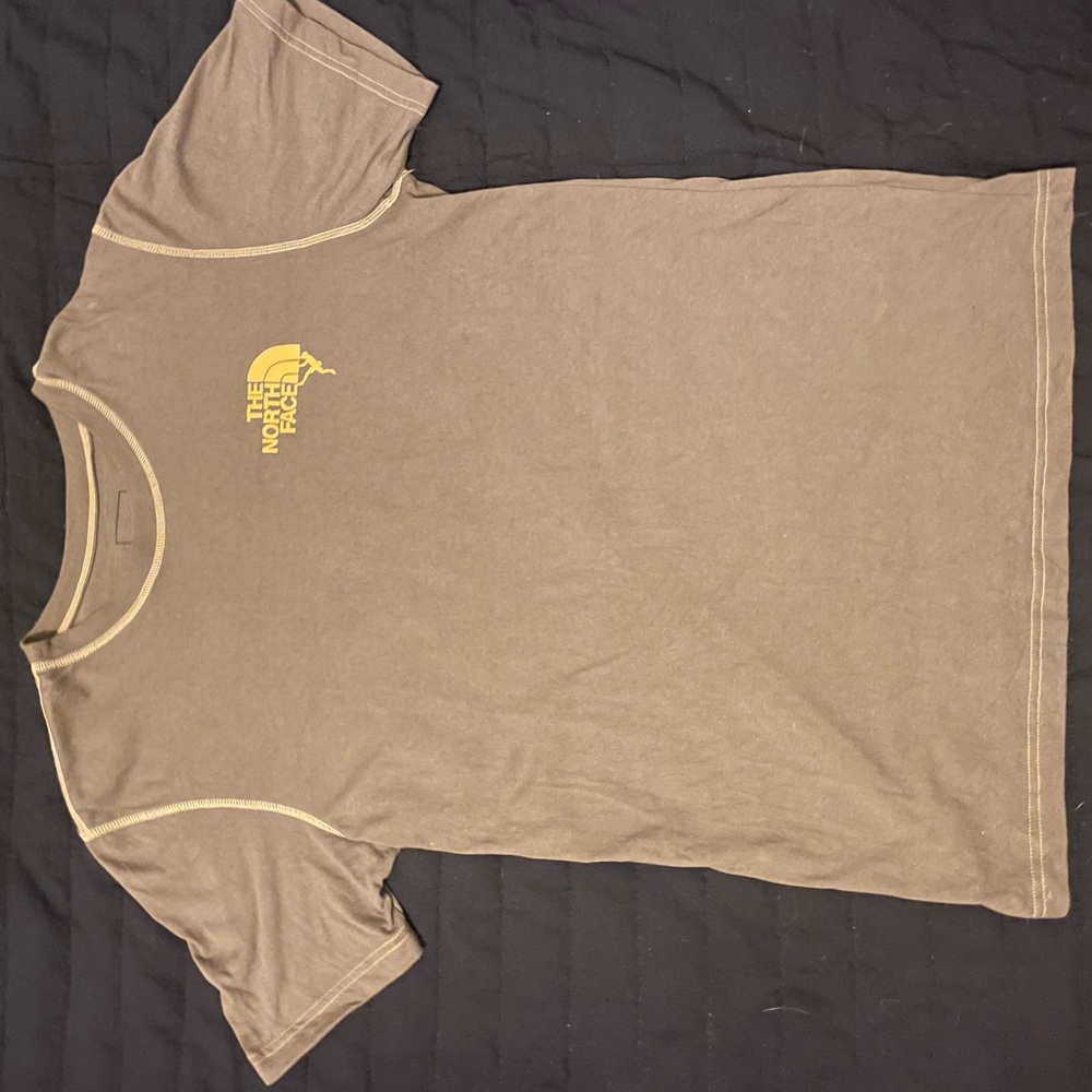 Offial North Face tee